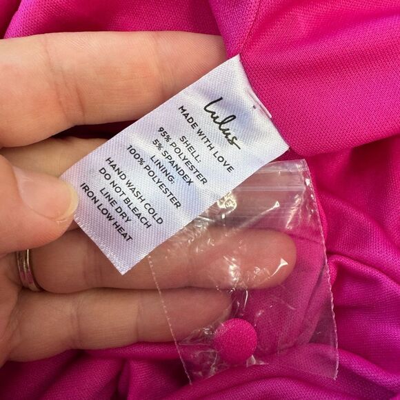 NWT Lulus Keep It Interesting Hot Pink Asymmetrical Halter Jumpsuit Size Medium - Picture 11 of 12